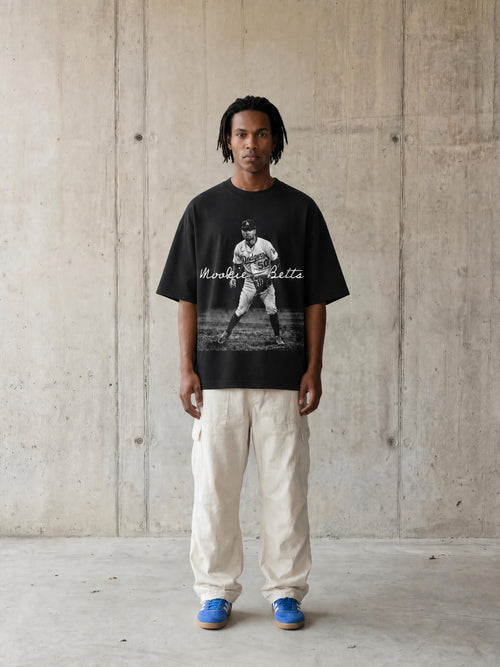 Camiseta DMD Diamond Betts streetwear drop shoulder, vista frontal